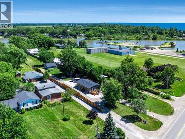 Commercial for sale in Leamington, Ontario