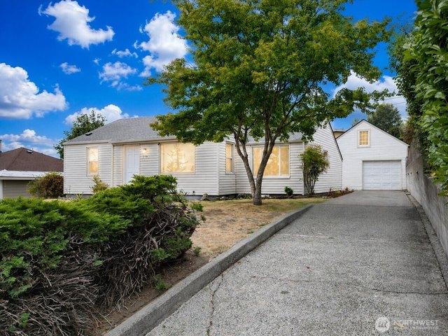 House for sale in Renton, Washington