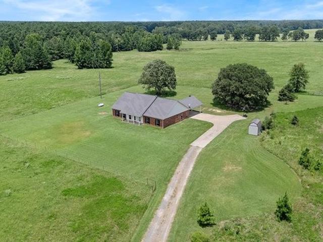 House for sale in New Boston, Texas