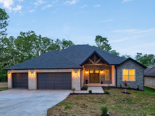 House for sale in Stone, Missouri