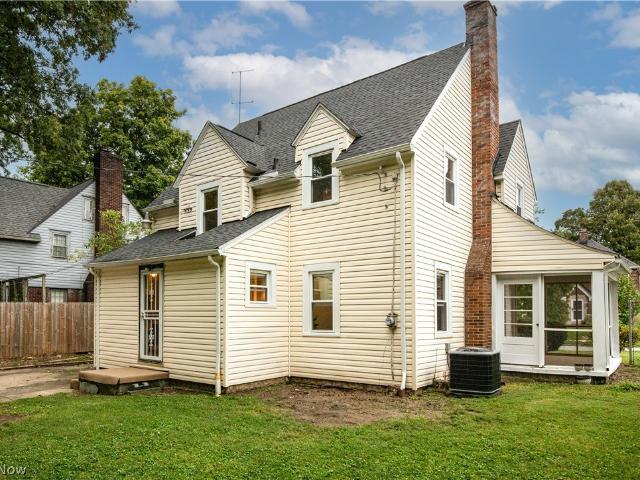 House for sale in West Akron, Akron