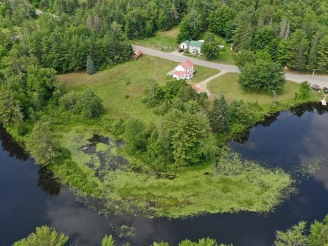 House for sale in Essex, New York