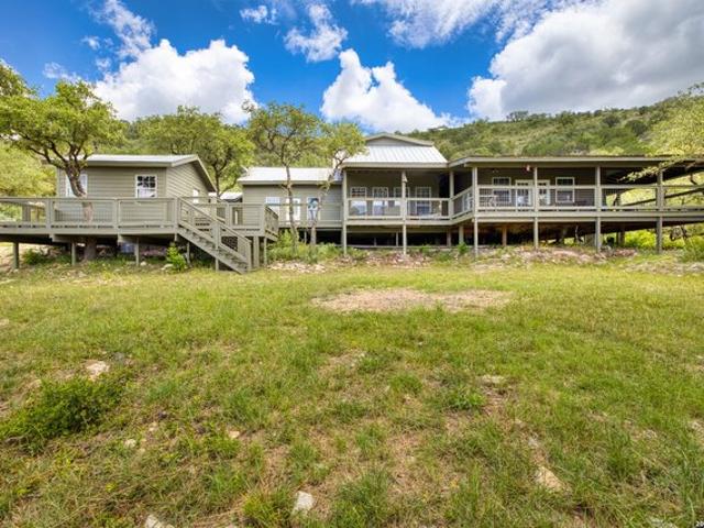 House for sale in Leakey, Texas