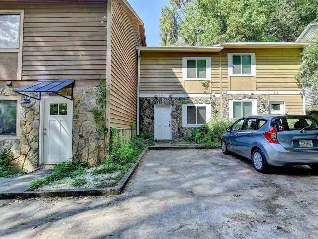 Townhouse for sale in Sandy Springs, Fulton County