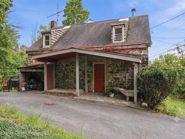 House for sale in Connelly, New York