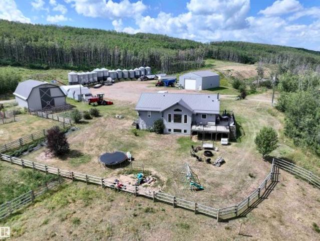 House for sale in Alberta