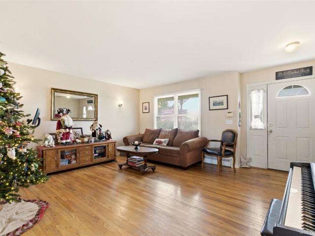 House for sale in Argyle, New York