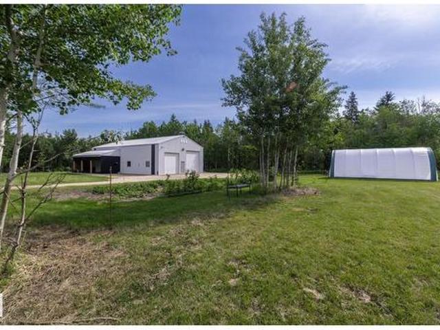 House for sale in Alberta