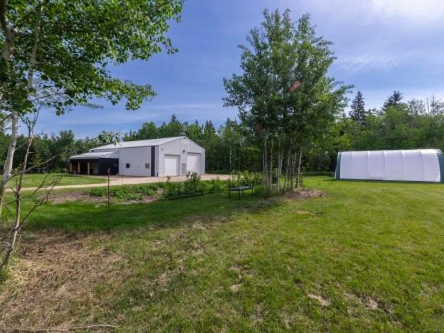 House for sale in Alberta