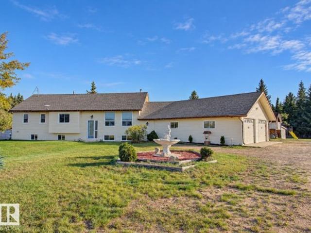 House for sale in Alberta
