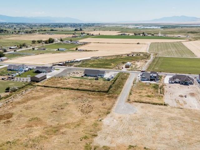 Land for sale in Hooper, Utah