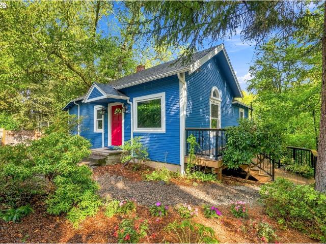 House for sale in Maplewood, Portland