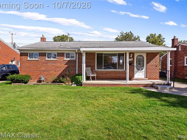 House for sale in Lewis Manor, Dearborn Heights