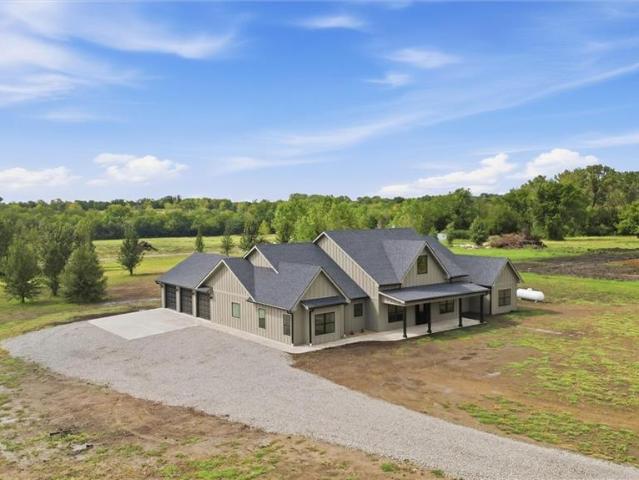 House for sale in Topeka, Shawnee County