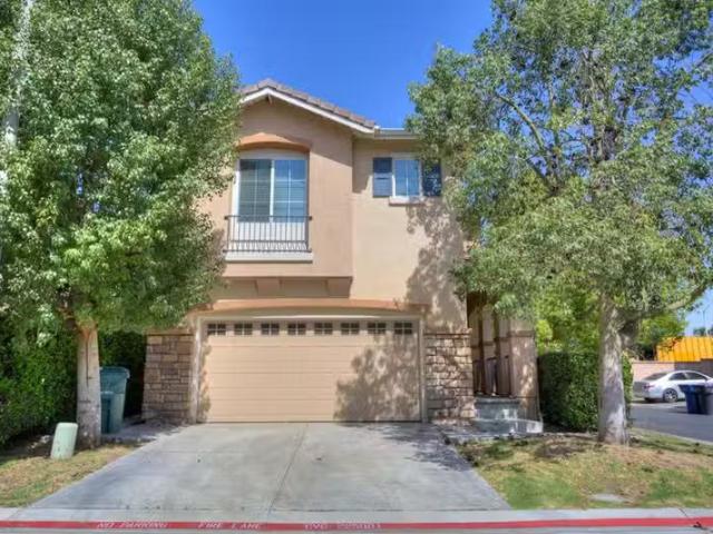 House for rent in Riverside