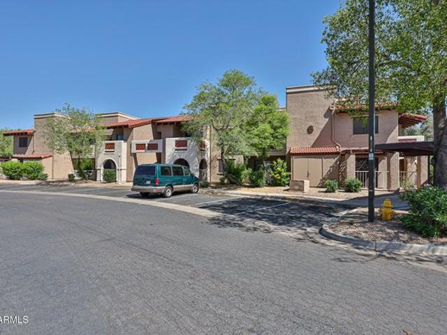 Condo for sale in Glendale, Arizona