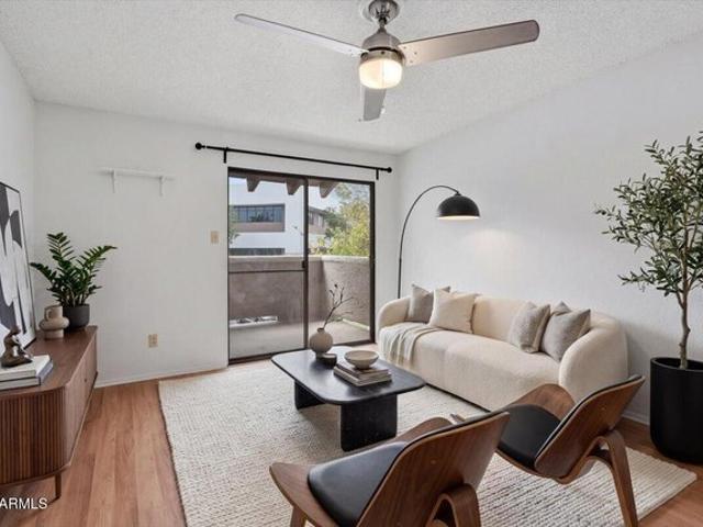 Condo for sale in Glendale, Arizona
