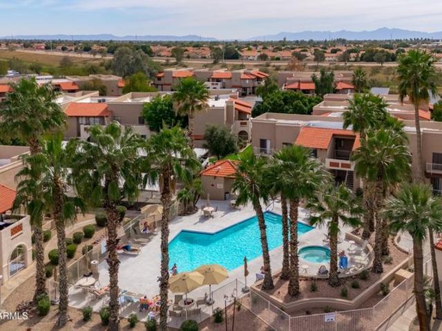 Condo for sale in Glendale, Arizona