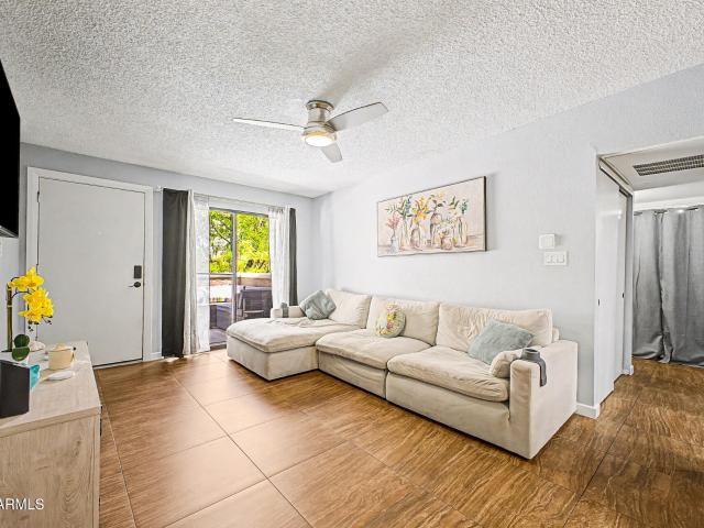 Condo for sale in Glendale, Maricopa County
