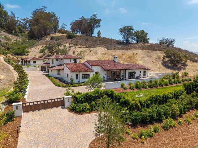 House for sale in Rancho Santa Fe, California