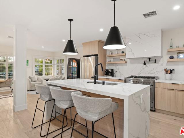 House for sale in Van Nuys Neighborhood Council District, Canoga Park