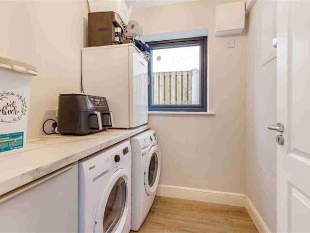 Detached House for sale in Drogheda, North Tipperary