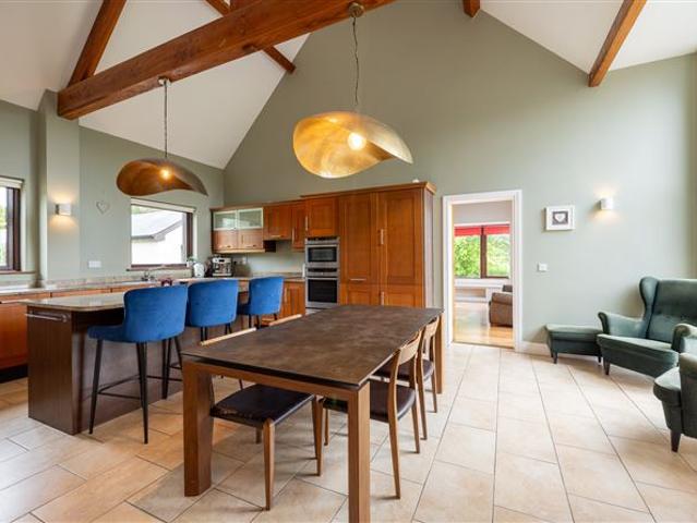 Detached House for sale in Loch Garman, North Tipperary