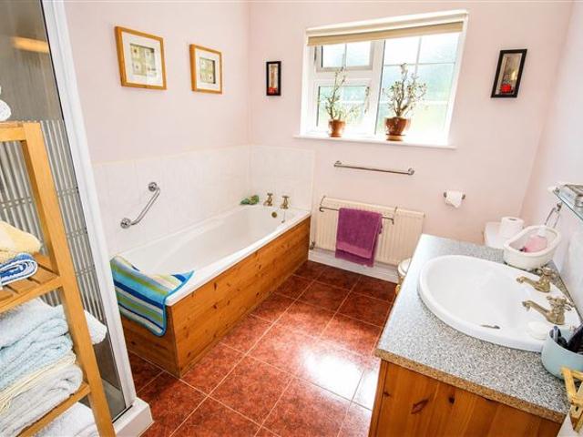 Bungalow for sale in Loch Garman, North Tipperary