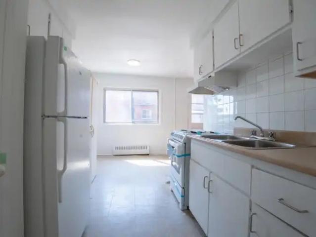 Apartment for rent in St. Leonard's, Quebec