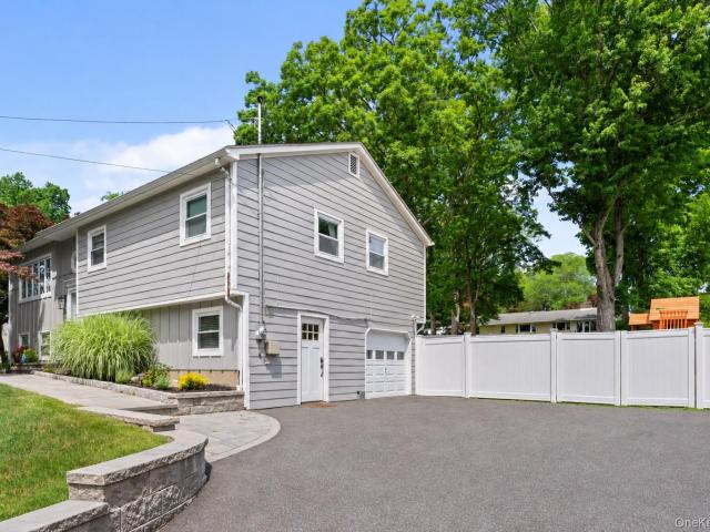 House for sale in Valley Cottage, Rockland County