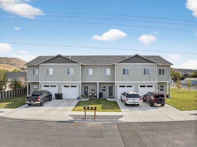 Townhouse for sale in Oregonia