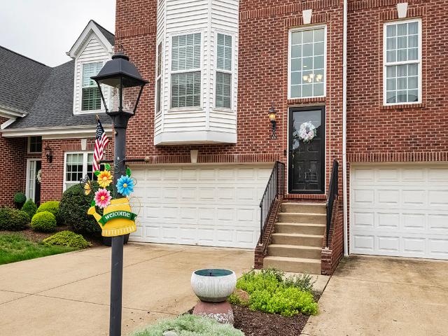 Townhouse for sale in Mars, Pennsylvania