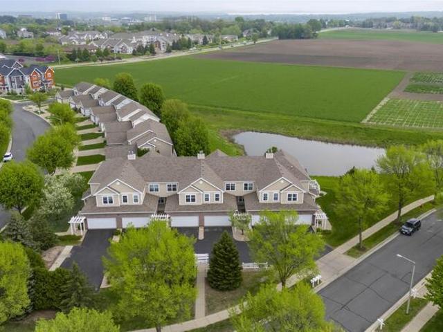 Townhouse for sale in Middleton