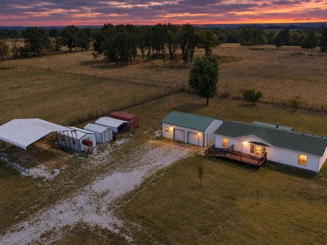 House for sale in La Russell, Missouri