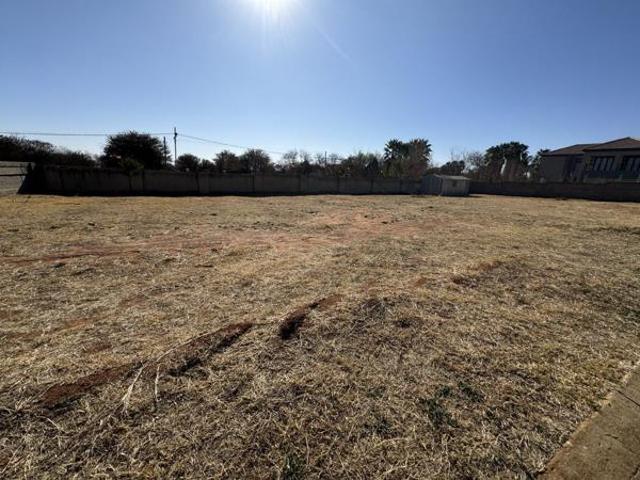 Land for sale in Dr Kenneth Kaunda, North West