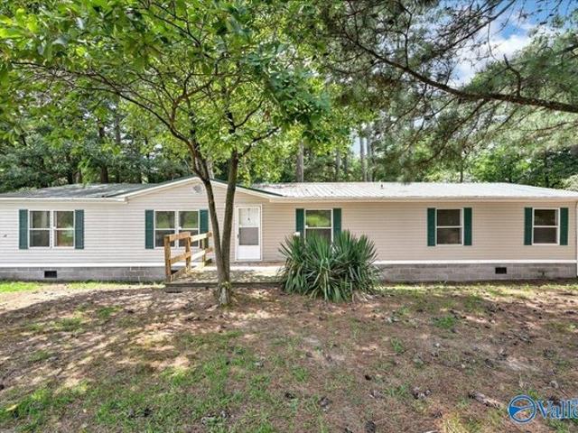 House for sale in Falkville, Alabama