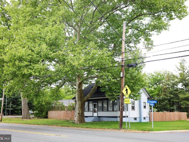 House for sale in Deepwater, New Jersey