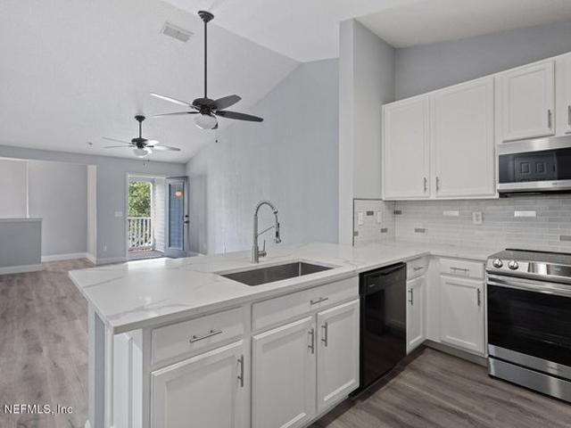Condo for sale in Orange Park, Clay County