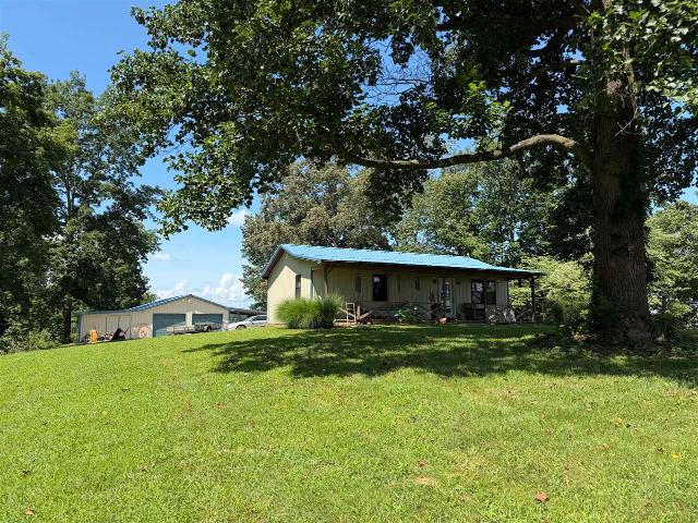 House for sale in Oakland, Kentucky