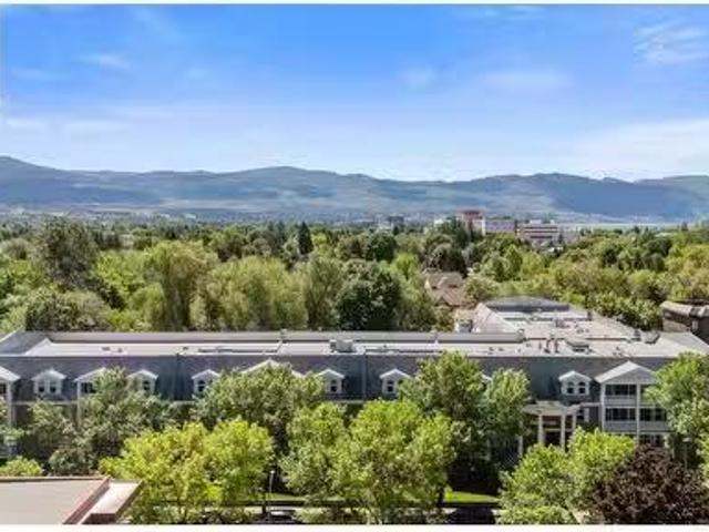 Condo for sale in Winfield, British Columbia