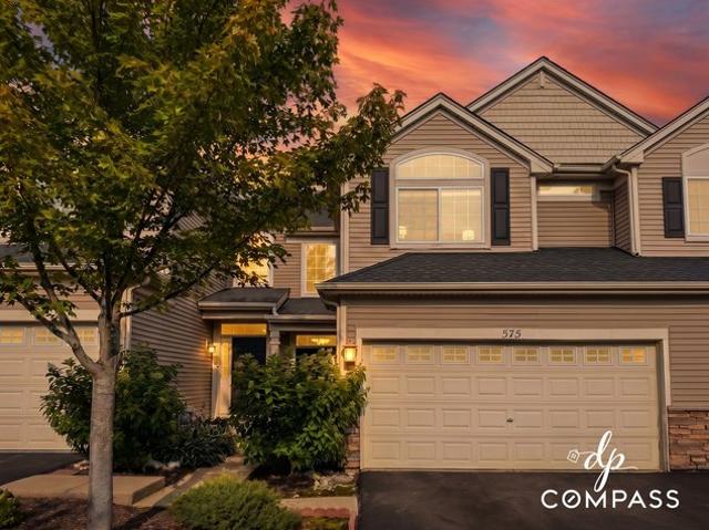 Townhouse for sale in Gilberts, Illinois