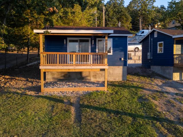 House for sale in Stone, Missouri