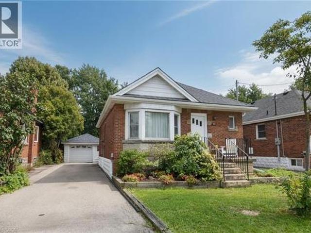 House for sale in Ancaster, Ontario