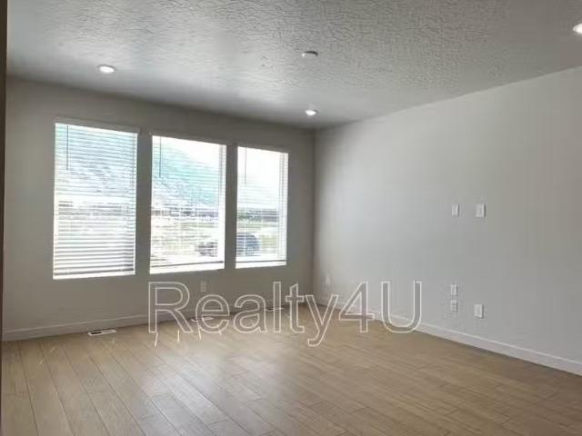 Condo for rent in American Fork