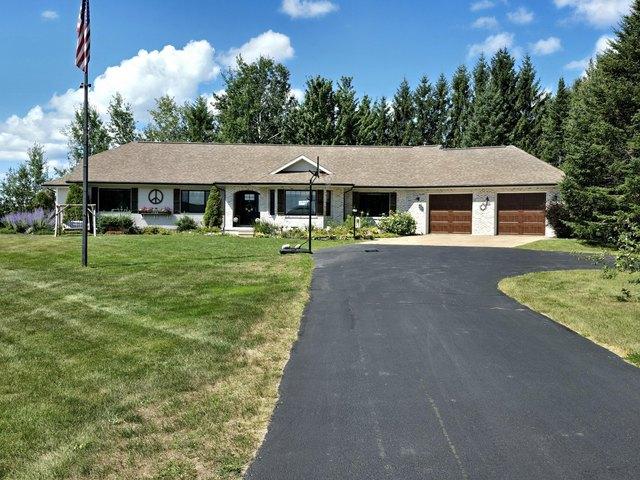 House for sale in Sault Ste. Marie, Chippewa County