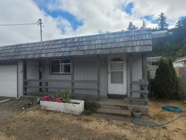 House for rent in North Bend