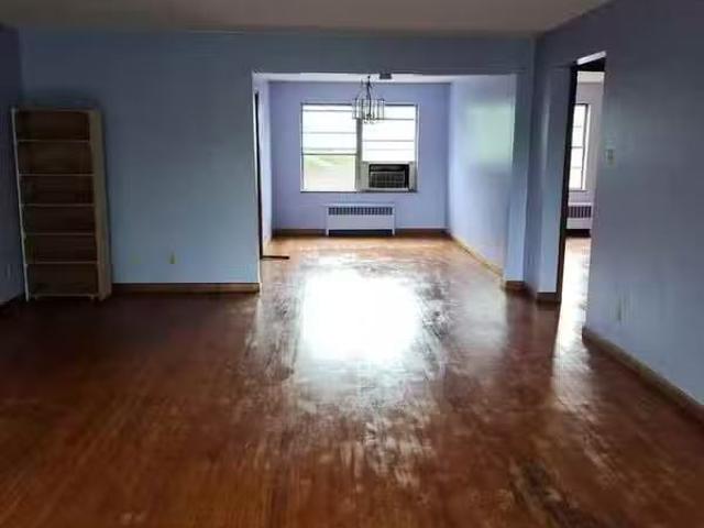 Condo for rent in Dayton
