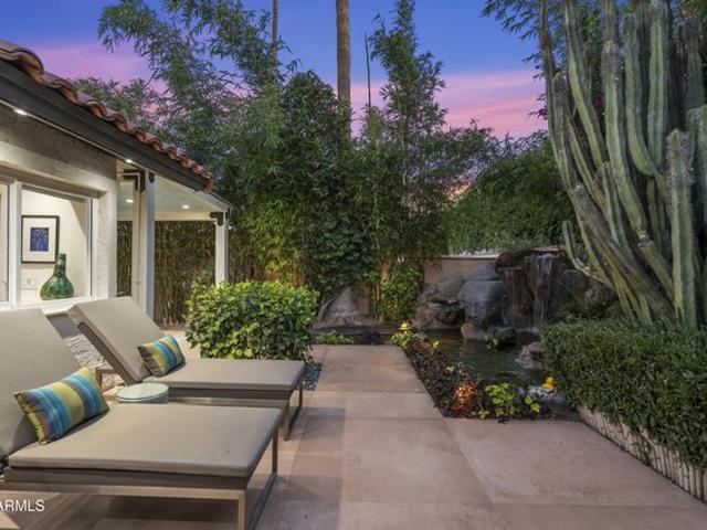 Townhouse for sale in Paradise Valley, Arizona