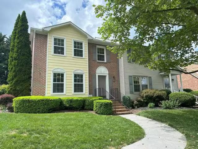 Condo for rent in Winchester