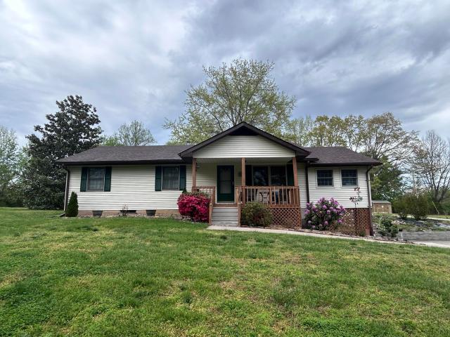House for sale in Albany, Kentucky